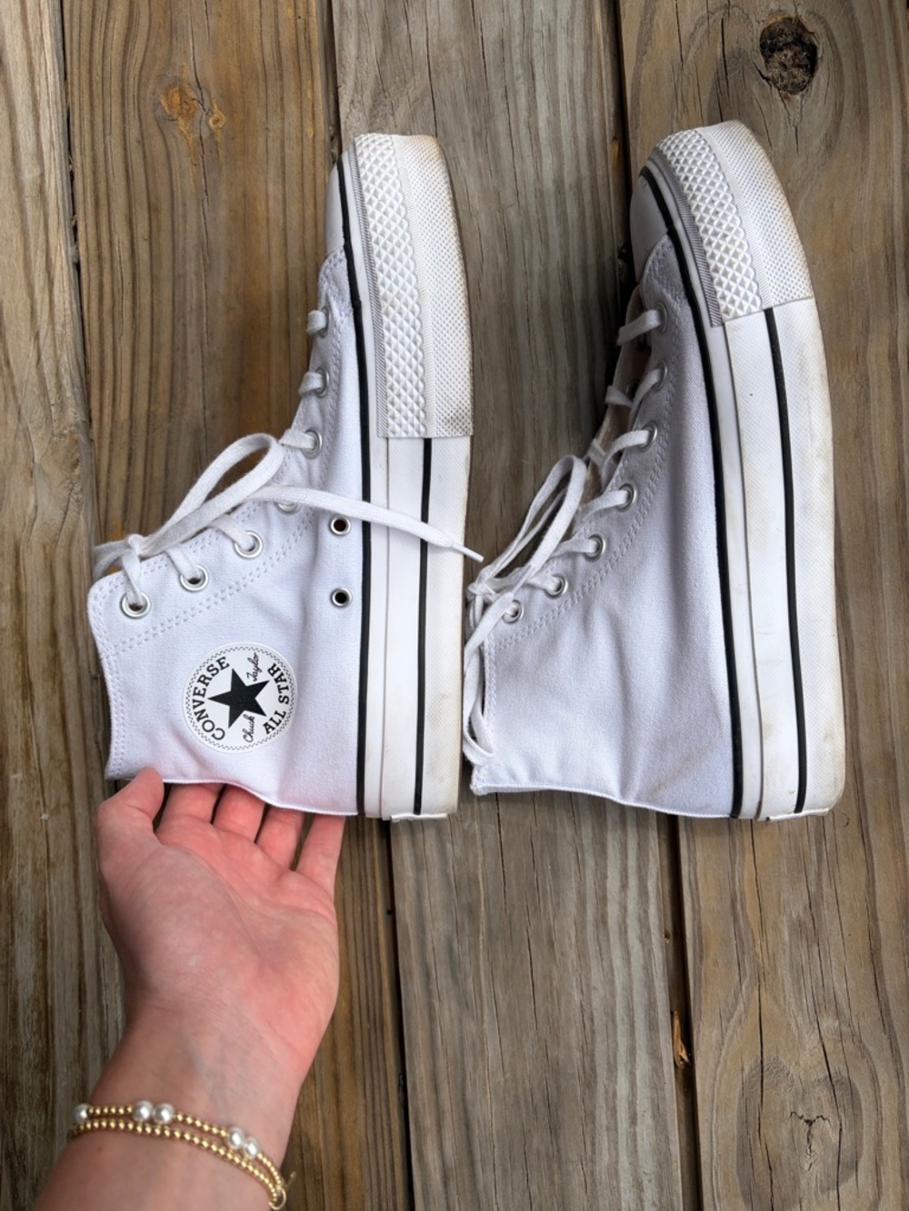 Converse Low Top Sneakers - Cream and White